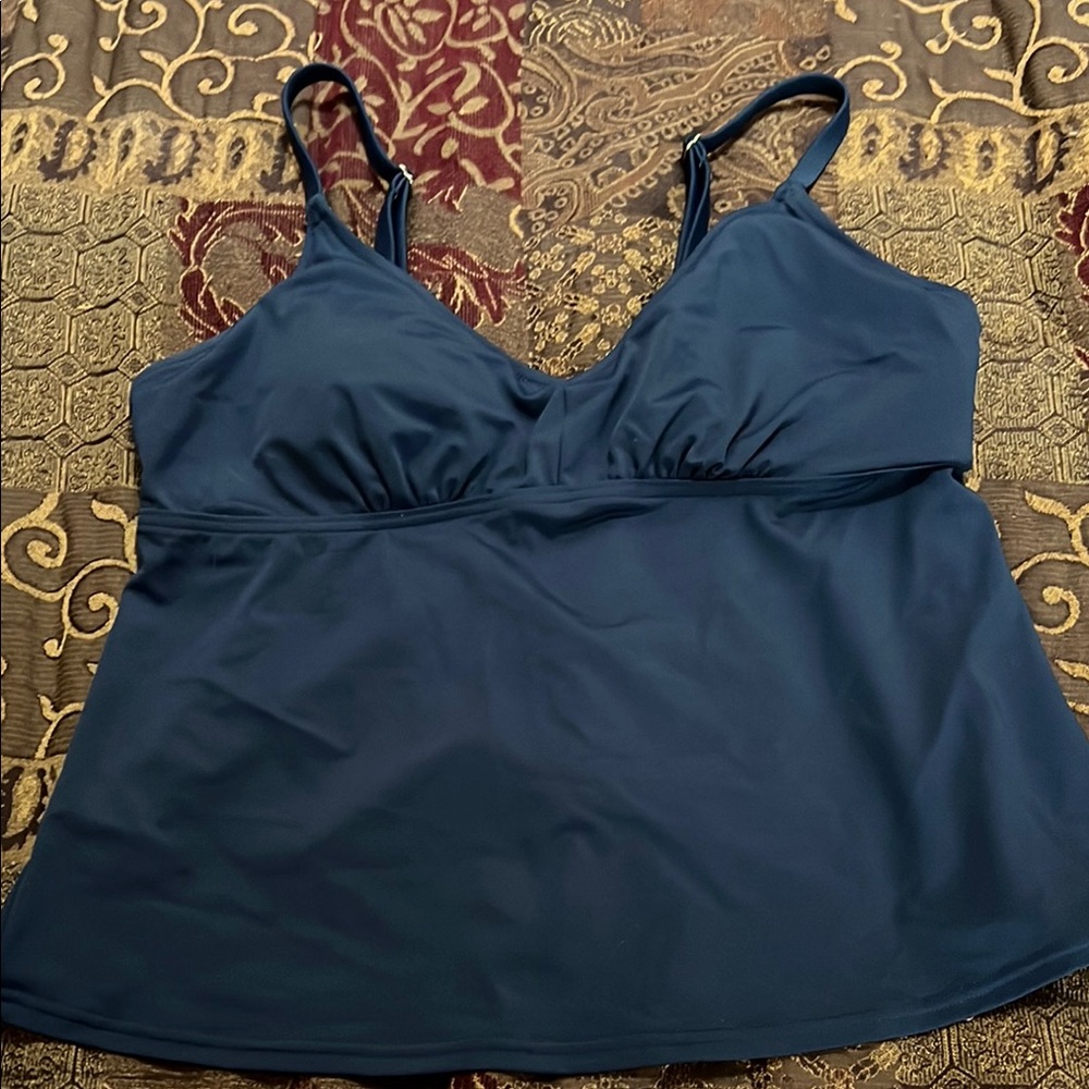 MeUndies Navy Blue Tankini Swim Top. Size L.